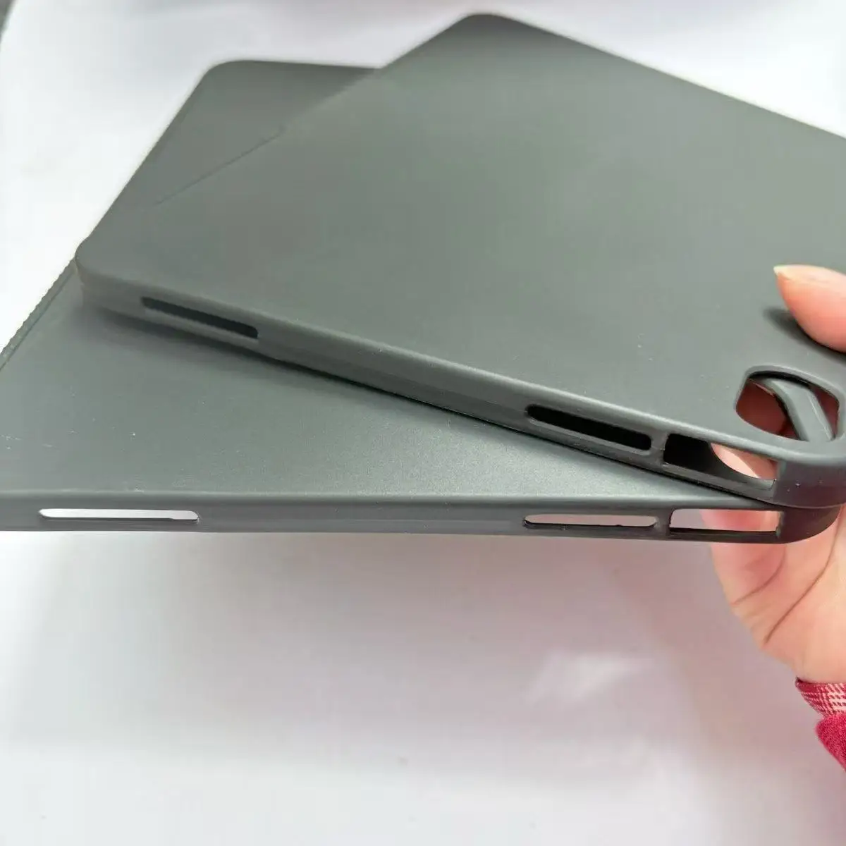 Sleek Lightweight Scratch-Resistant Tablet Case - Soft TPU Material, Durable Daily Protection, Minimalist Design