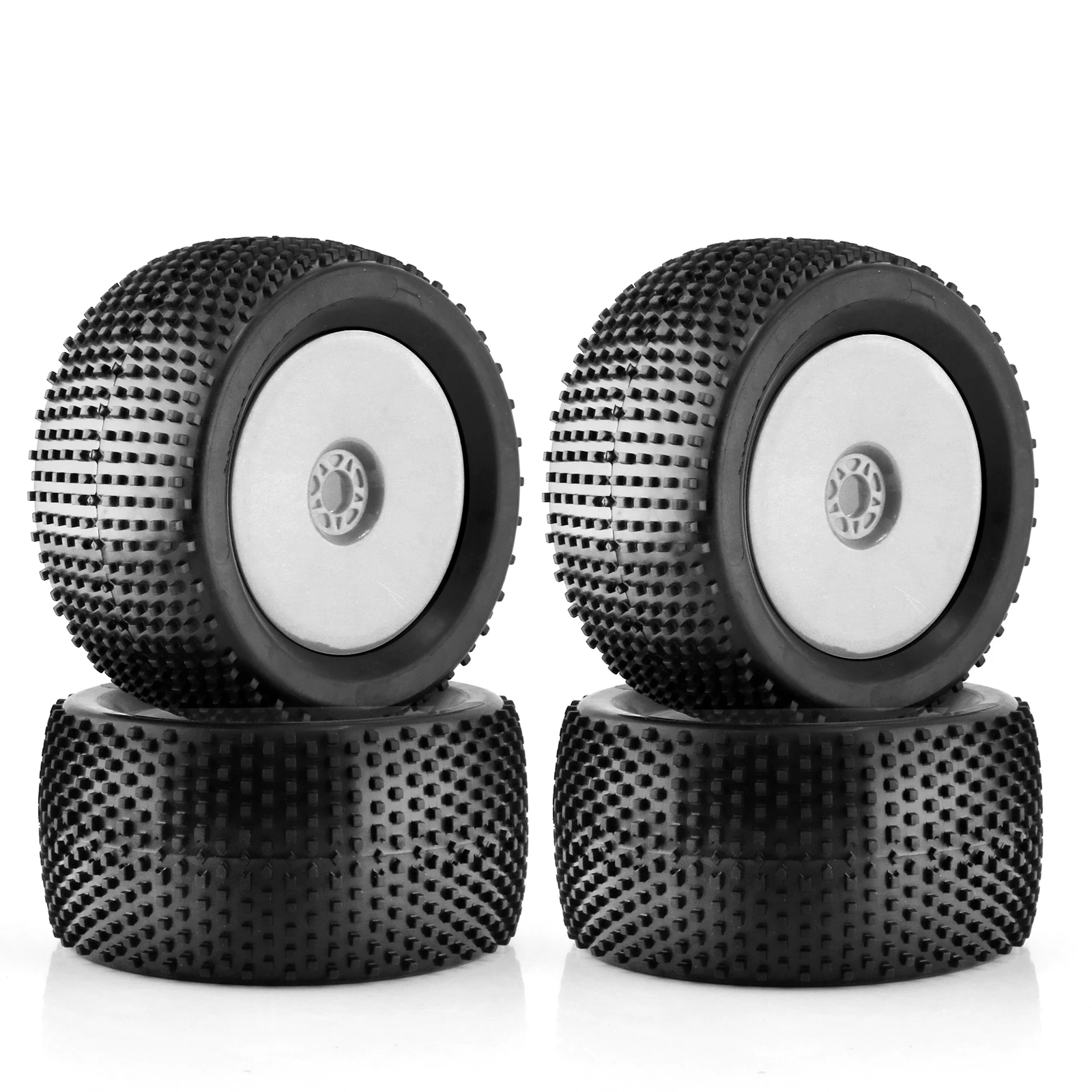 Détail des crampons des pneus et roues 1/8 tout-terrain pour crawler RC, offrant une adhérence optimale.