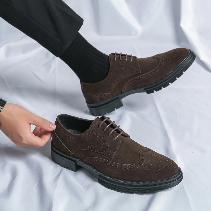 Men Oxford Shoes Comfort Suede Leather Shoes Vintage Slip-on Classic Casual Men Solid Color Wedding Male Lightweight mens shoes