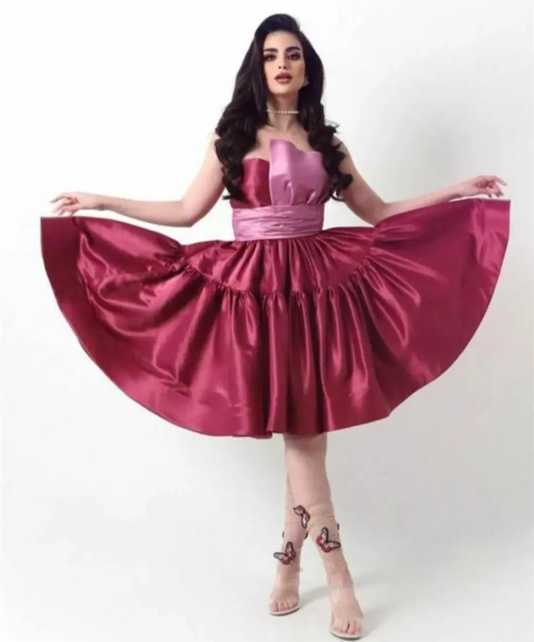 

Vintage Short Taffeta Evening Dresses With Ruffles فساتين السهرة Muslim A-Line Party Gowns Scalloped Tea Length Prom Dress