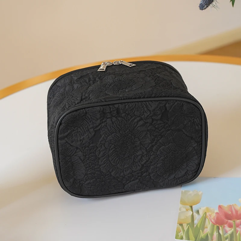 Black Rose Women's Cosmetic Bag, Carrying Case, Portable Cosmetics Storage Bag, Flap Large Capacity Double Zipper Closure Bag 4