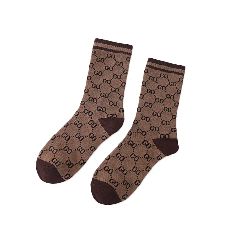 Autumn and Winter New British Style Retro Socks Women\'s INS Trendy Mid tube Socks High Tube GO Jacquard Letter Versatile Socks