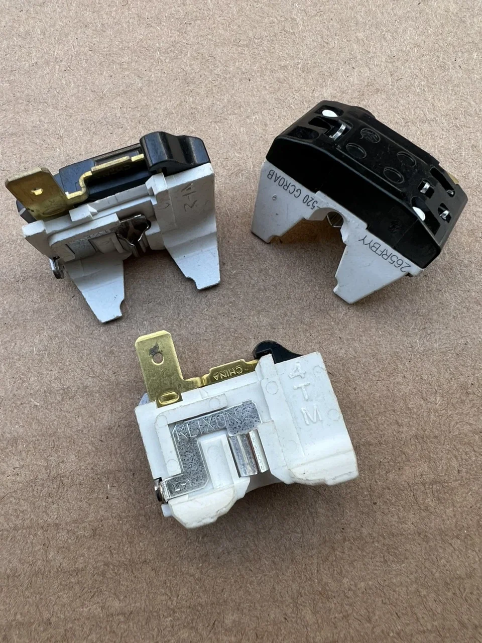 3pcs KLIXON Refrigerator compressor temperature switch 4TM
