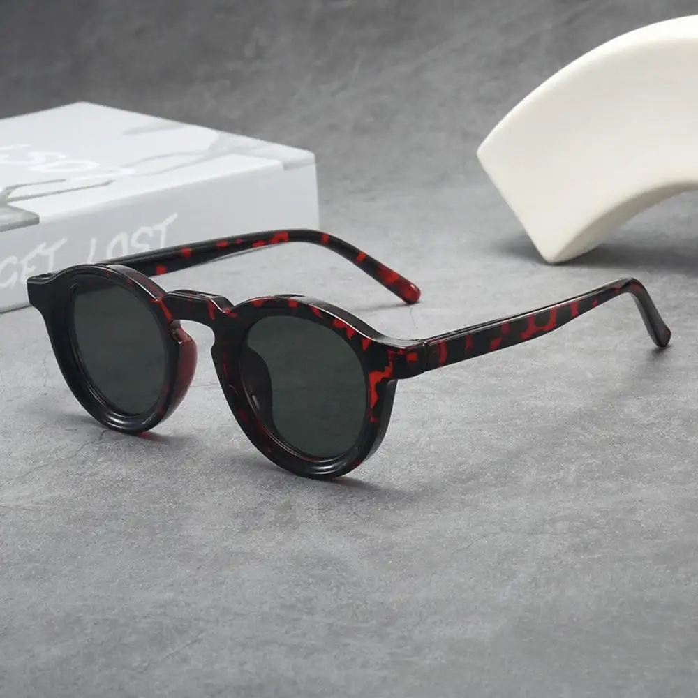 Vintage Round Frame Unisex UV Protection Sunglasses