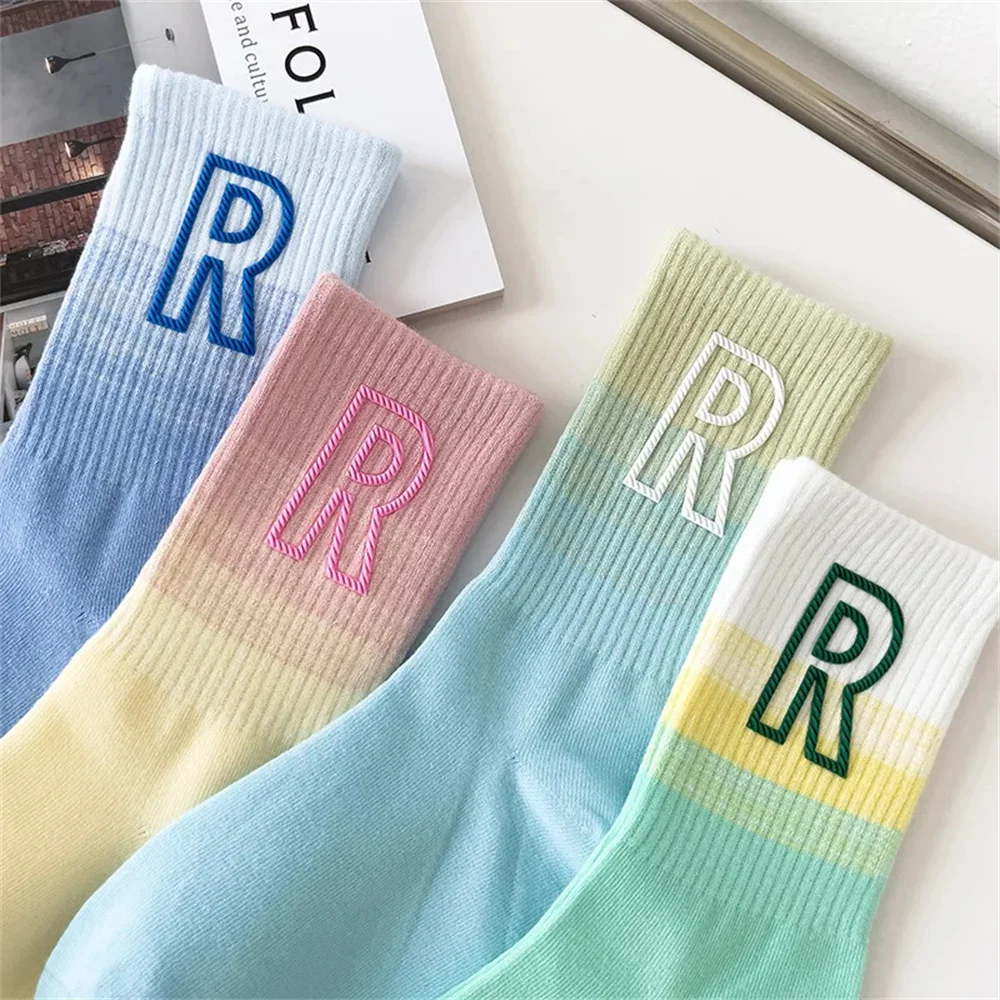 1 Pairs of Gradient Striped Socks, Boy's And Girl's Casual Letter Socks, Sweat Absorbing And Breathable Mid Tube Sports Socks
