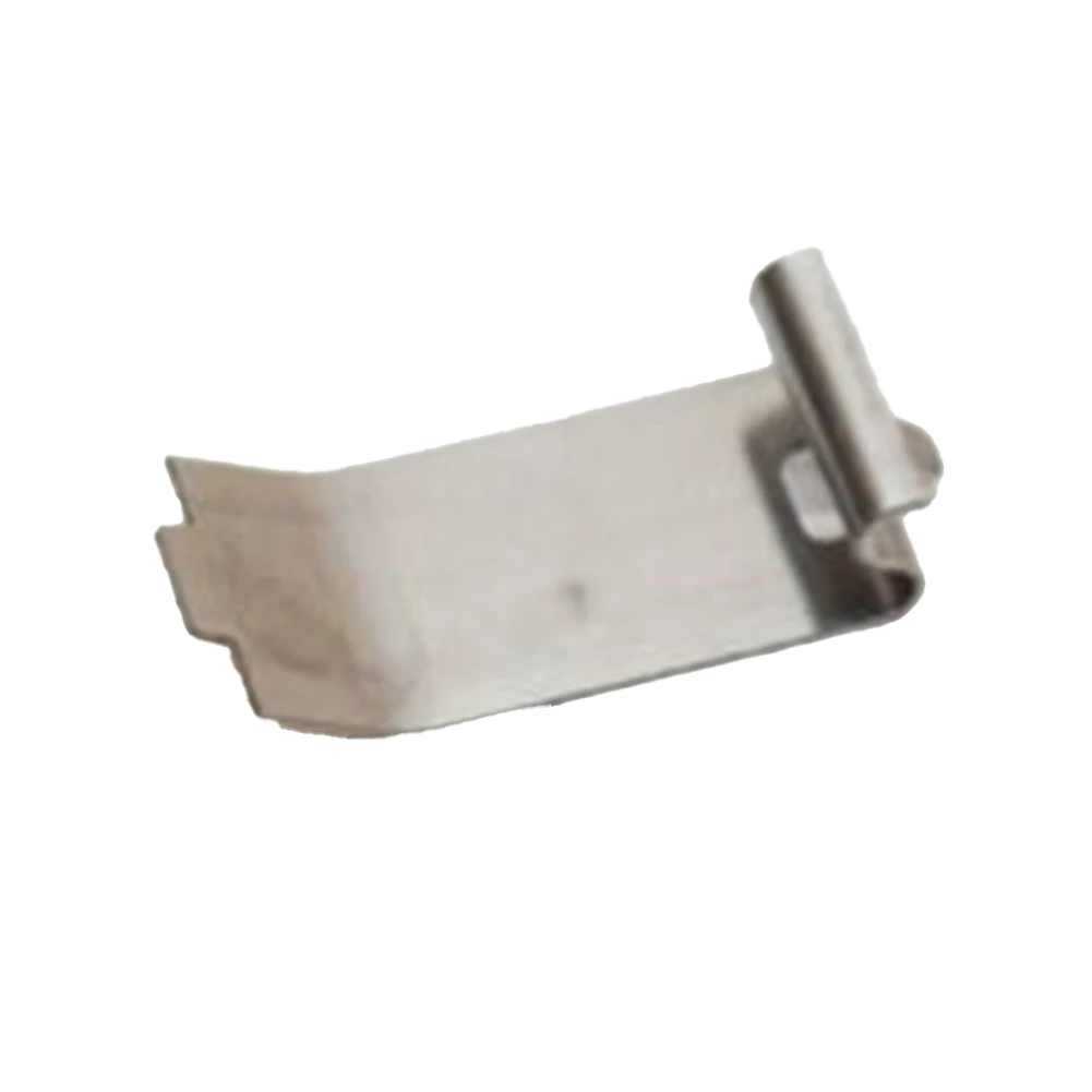 

1pcs FLAP LEAF SPRING FLAP LEAF SPRING 7H0809932 FLAP LEAF SPRING For TRANSPORTER T5 Replacement Practical To Use