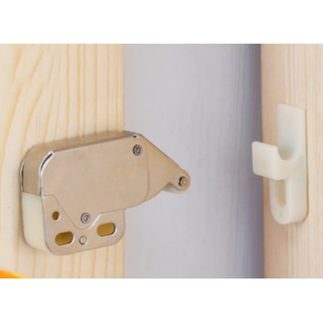Anti-slip Cabinet Door Trunk Lock Creative Cupboards Door Lock Flame Retardant Self-priming 000 Times Loft Doors