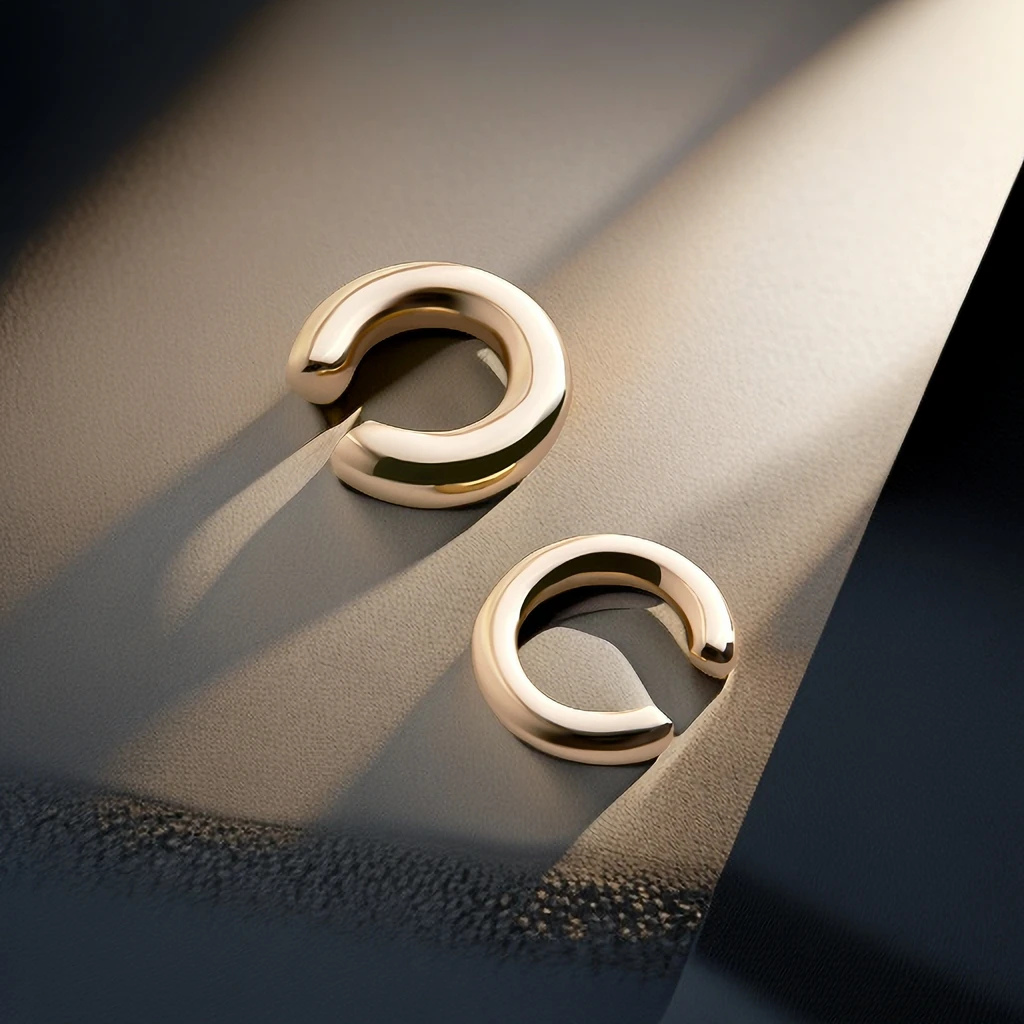 Fake perforated metal ear clip asymmetric circular cartilage Women's ear cuff