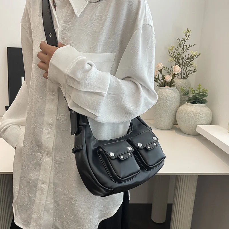 90's vintage messenger bag y2k グランジ パンク 90's vintage messenger bag y2k グランジ パンク - メルカリ