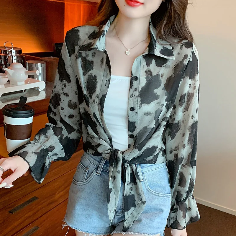 Summer Women Chiffon Shawl Vintage Printed Prevented Bask Clothes Female Thin Cape Long Flare Sleeve Leopard Shirts Wholesale women summer thin short coat cheongsam shawl ice silk sunscreen cape top cloak retro elegant short cardigans shawl poncho