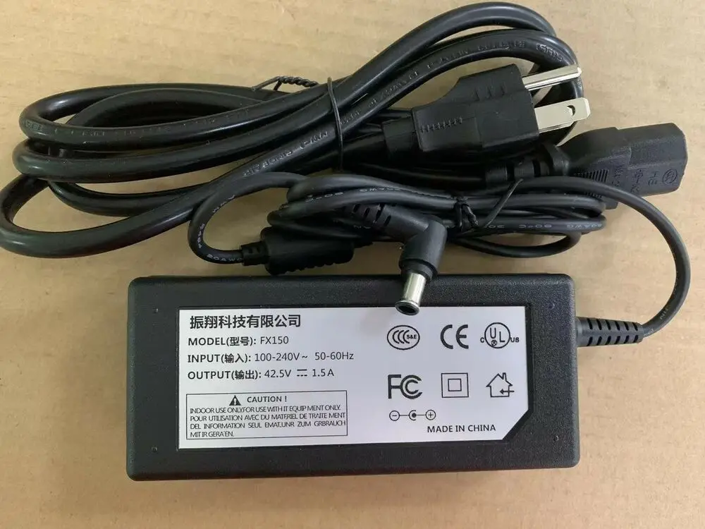 1Pc Tc-Helicon Voicesolo Fx150 Altoparlanti Monitor Adattatore Di Alimentazione Universale