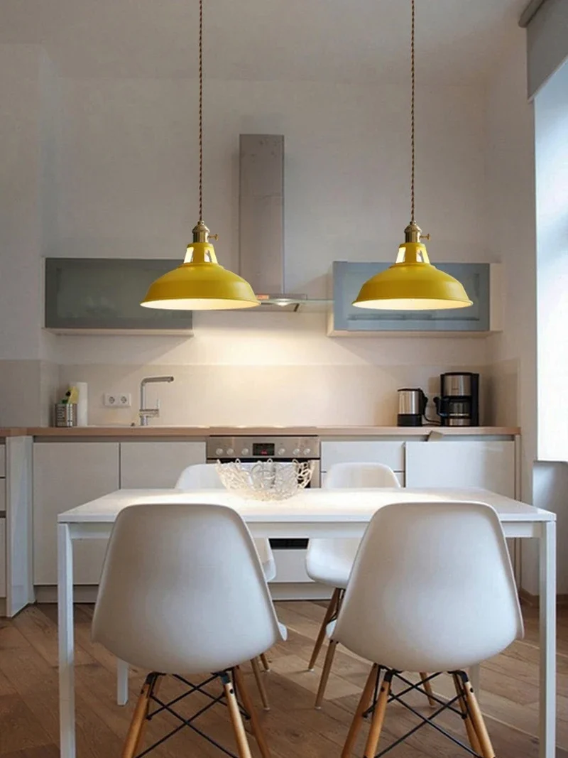 Рисунок 4 - Современный подвесной светильник