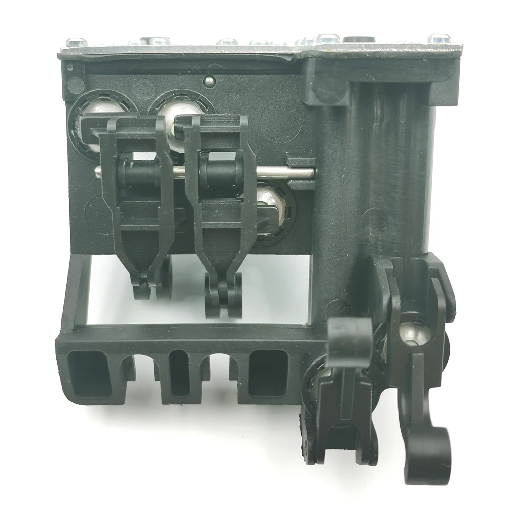 OE: 81623986083 81623986032 81154025006 81154025050 For