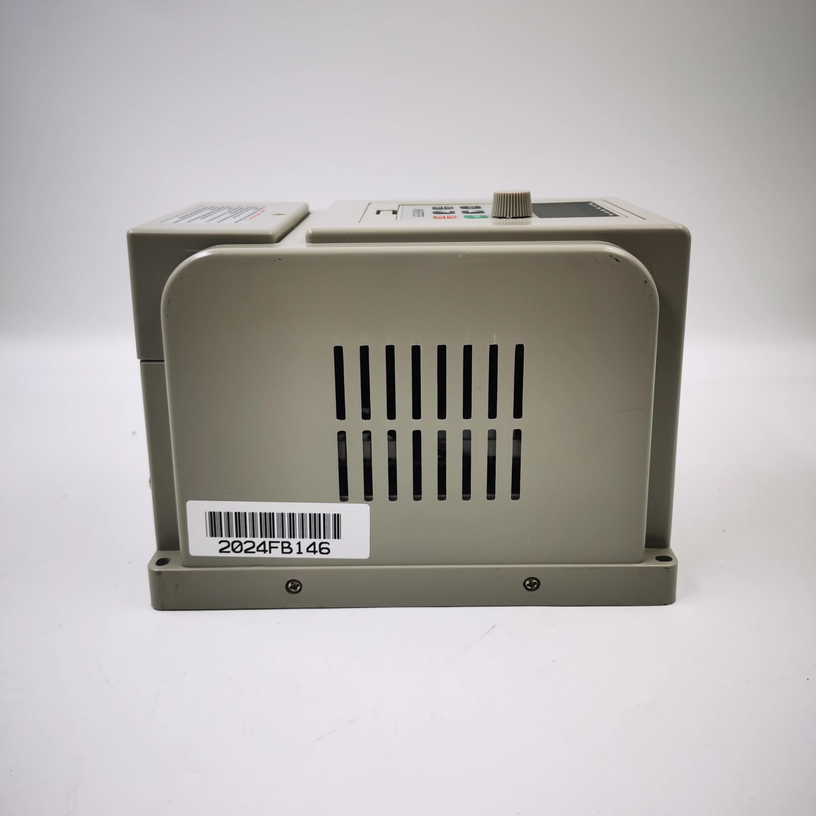 Motor Speed Controller FAN Water Pump motor speed regulator Frequency converter single-phase input and three-phase Output 1.5kw/2.2KW/4KW 220V