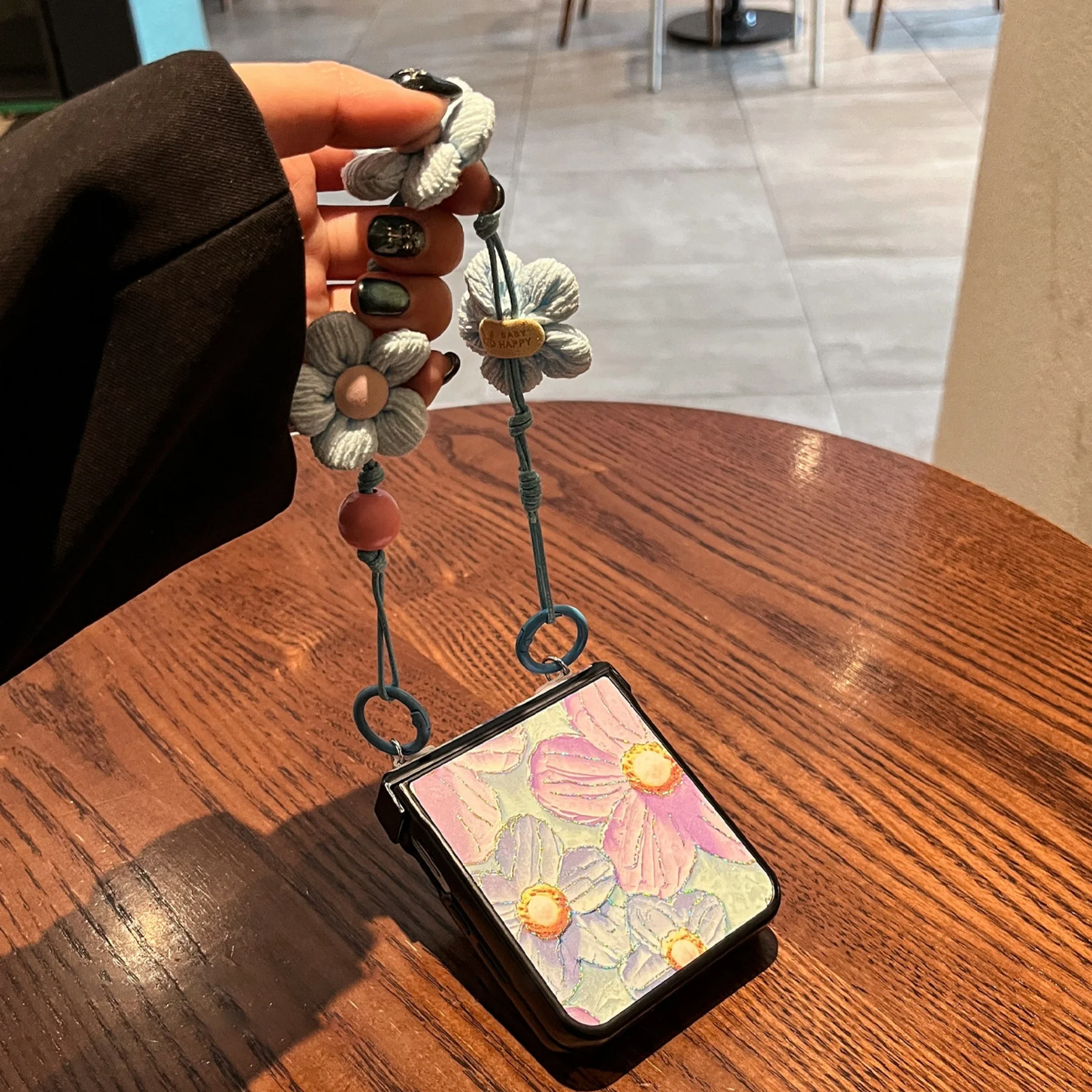 Fresh Classic Oil Painting Flowers Case with Strap - Universal Flip Cover