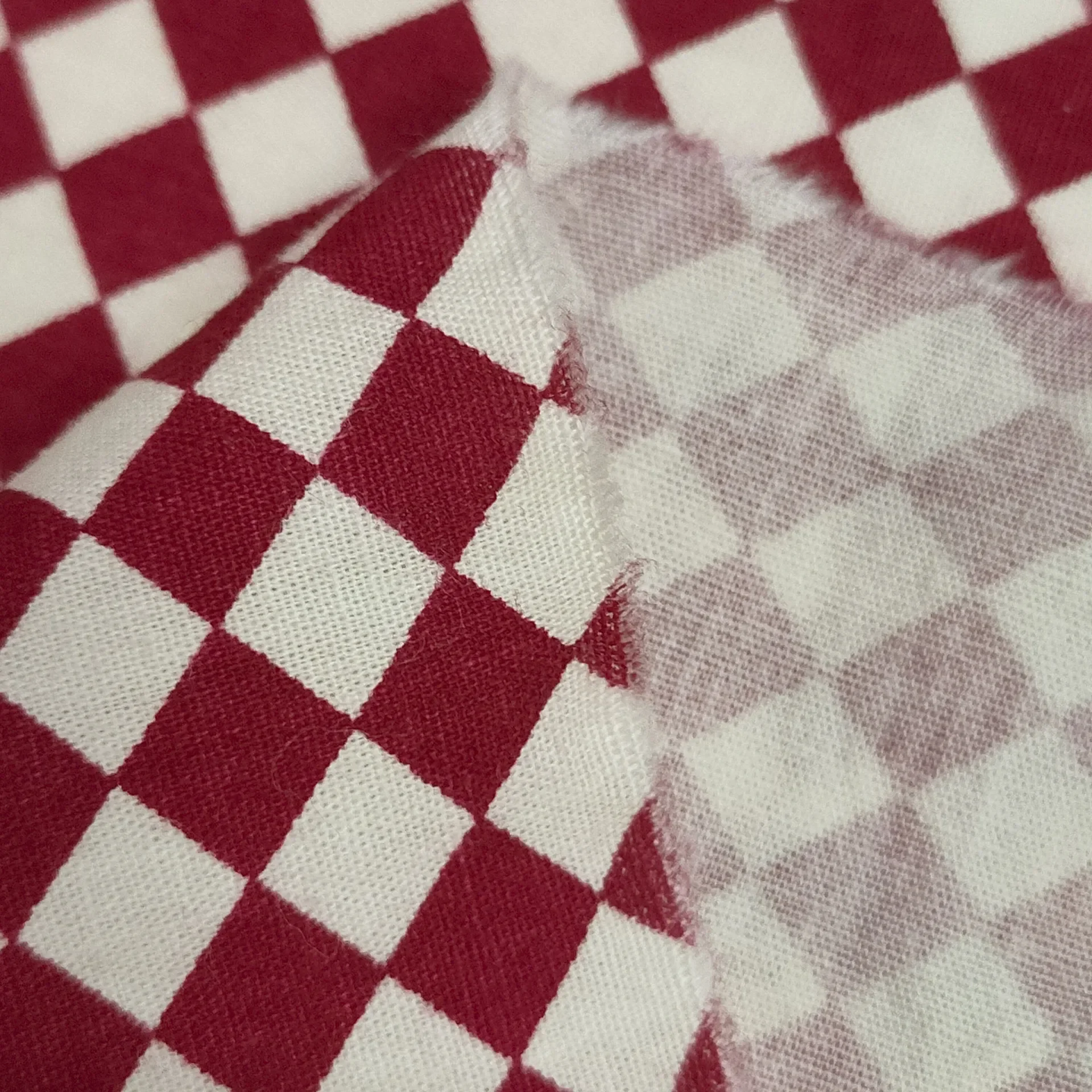 Geometric Diamond Print Cotton Fabric for Seasonal Clothing and Home Decor