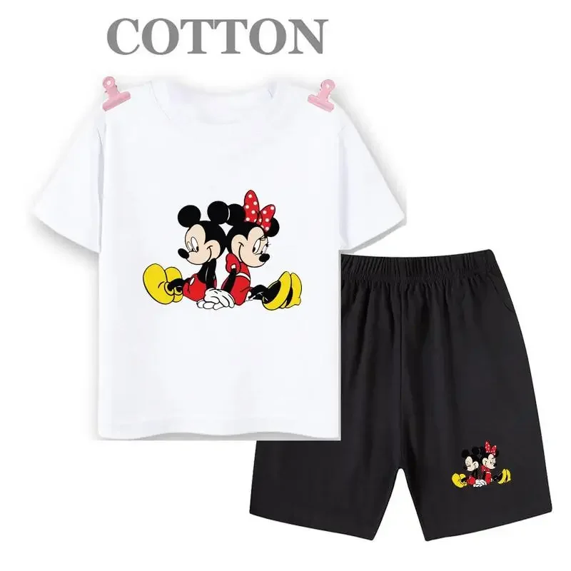thumbnail image 1 of Conjunto de pantalones cortos de manga corta de verano para niños, camiseta de dibujos animados de Disney Mickey y pantalones, conjunto de 2 piezas, ropa linda para niñas y niños pequeños, 1 of 5