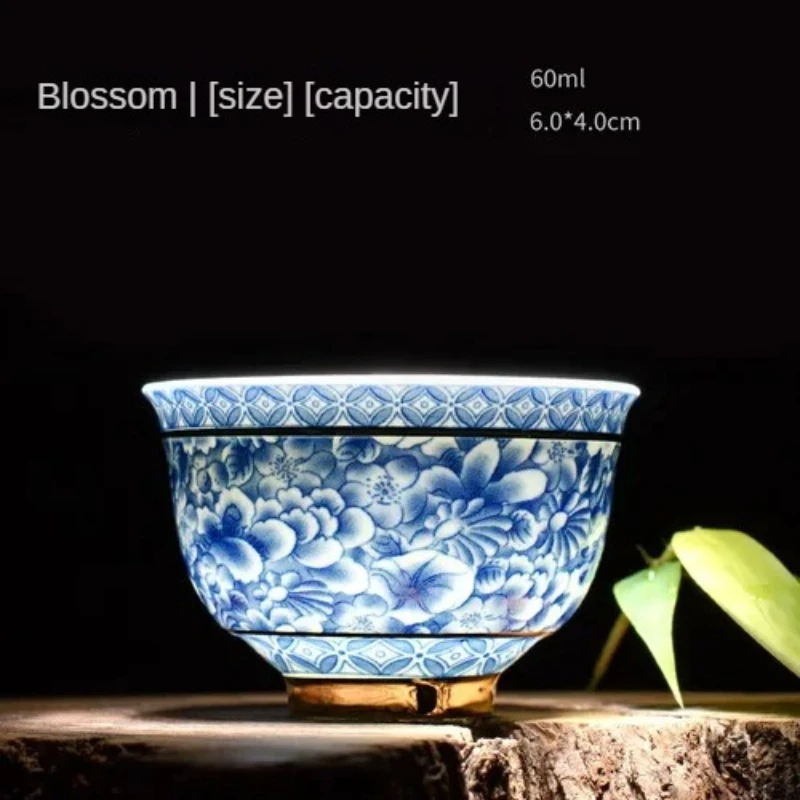 Blue and white porcelain tea cup retro master cup small tea bowl ceramic kung fu set Phnom Penh bowl single 1pc