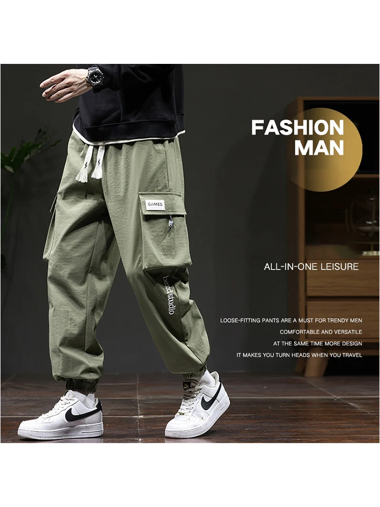 Description Picture 4 of itemWinter Men's Fleece Print Cargo Pants Outdoor Windproof Multi-pocket Slacks Men's Military-style Legging Cargo Pants