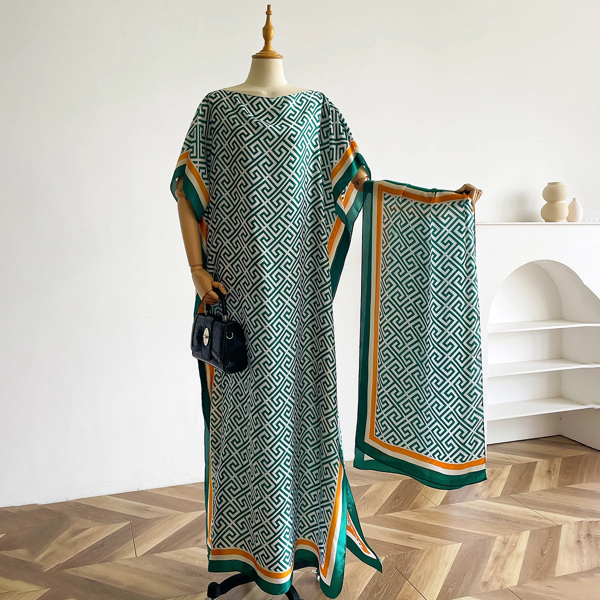 New Africa Abaya For Women Summer Short Sleeve Cotton Dress Gold Stamping Loose Lady Maxi Islam Hot-selling Dress With Big Scarf