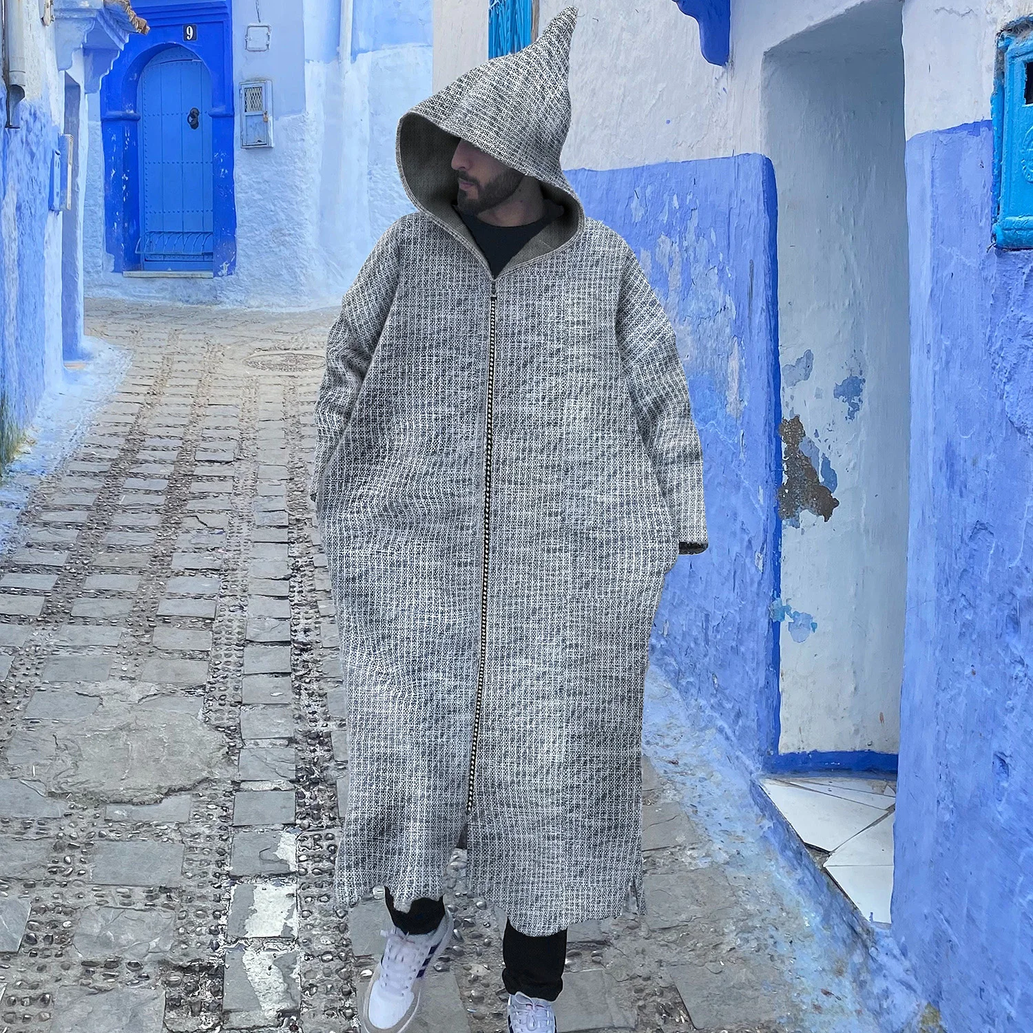 Homme en djellaba deals