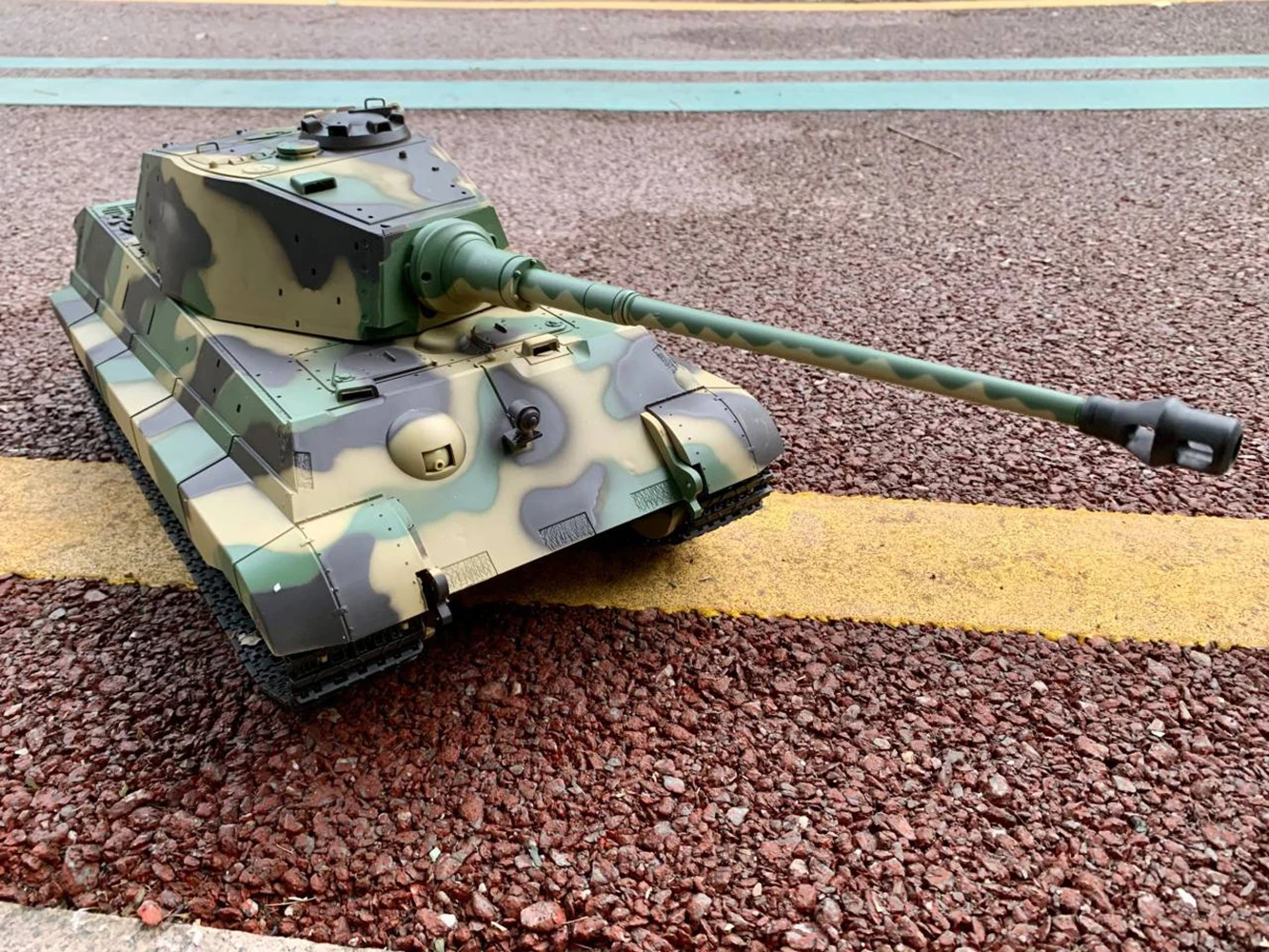 3888A  Remote Control Tank German King Tiger RC Battle War Military Vehicle Truck Car with Metal Steel Wave Box Smoke Shooting 5