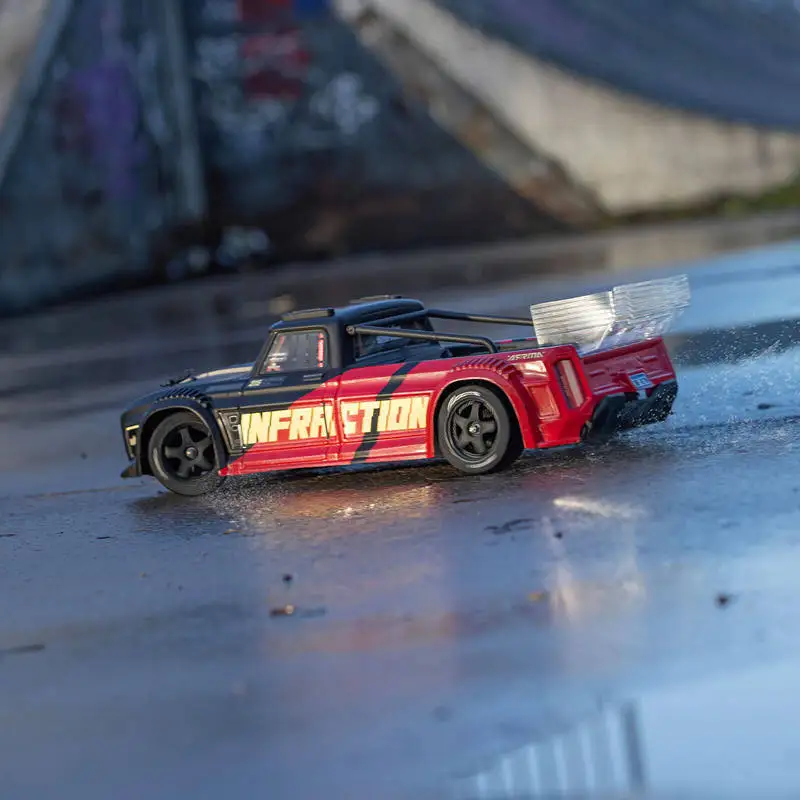 ARRMA 1:8 INFRACTION V4 4WD 브러시리스 2-3S DSC 기술 스트리트 플랫 스포츠카 104KM+ 고속 드리프트 카 RTR