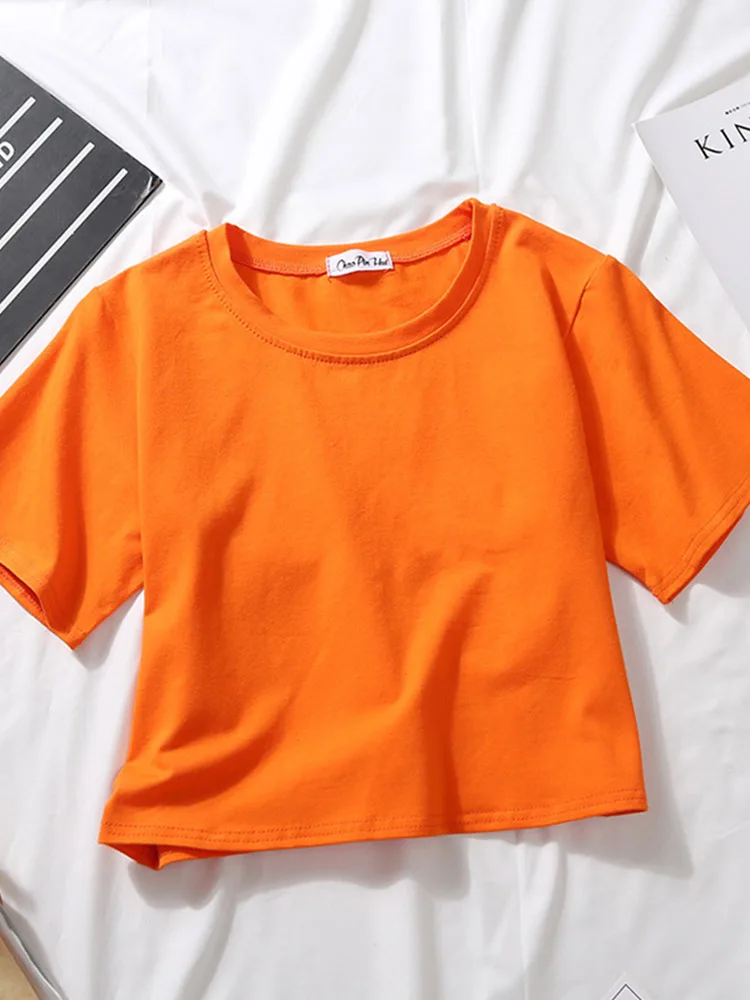 ตัวเลือกสินค้า เสื้อยืดแขนสั้นผ้าฝ้าย ใส่สบาย ดีไซน์เรียบหรู สำหรับสาวๆ
