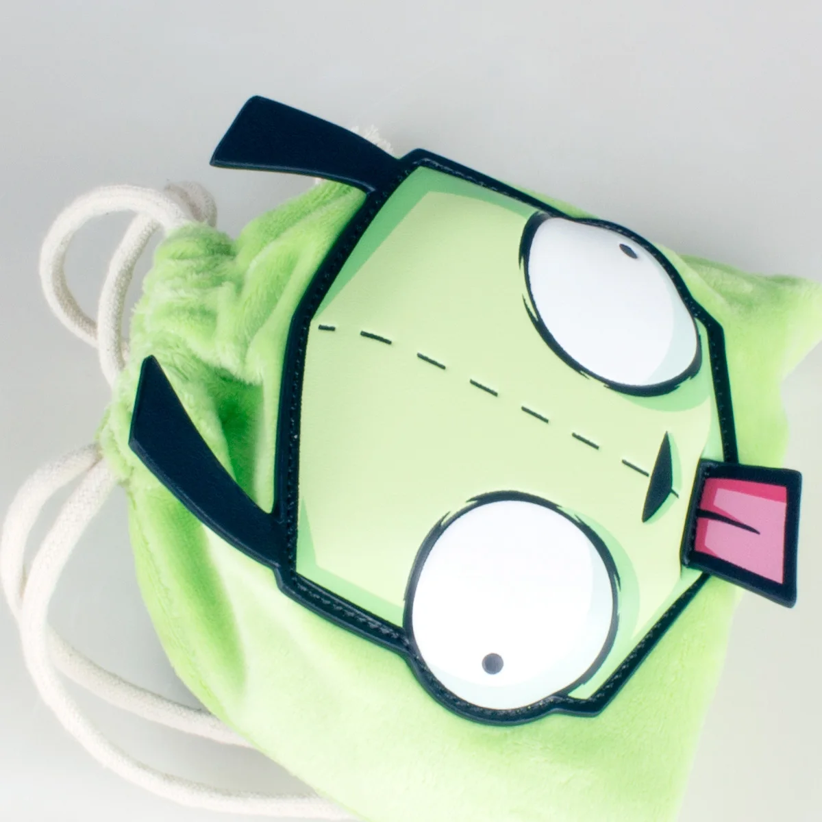 High Quality 3D Green Makeup Bag - Personalized Fashionable Makeup Storage Solution for Organizing Beauty Essentials