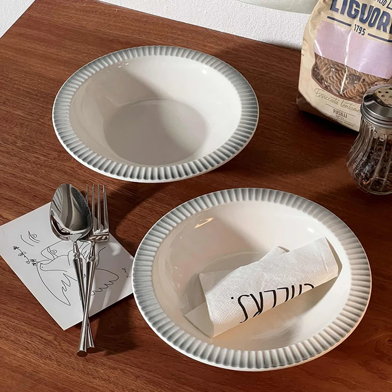 Underglaze Ceramic Deep Dish Round Vegetable Salad Plate Breakfast Pasta Plate Simple Dessert Plates Tableware