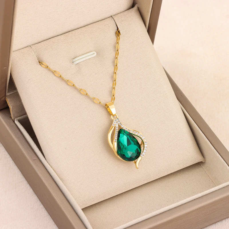 New Vintage Style Light Luxury Green Water Drop Pendant Necklace for Women Trendy Stainless Steel Jewelry Ladies Wedding Jewelry_voghion.com