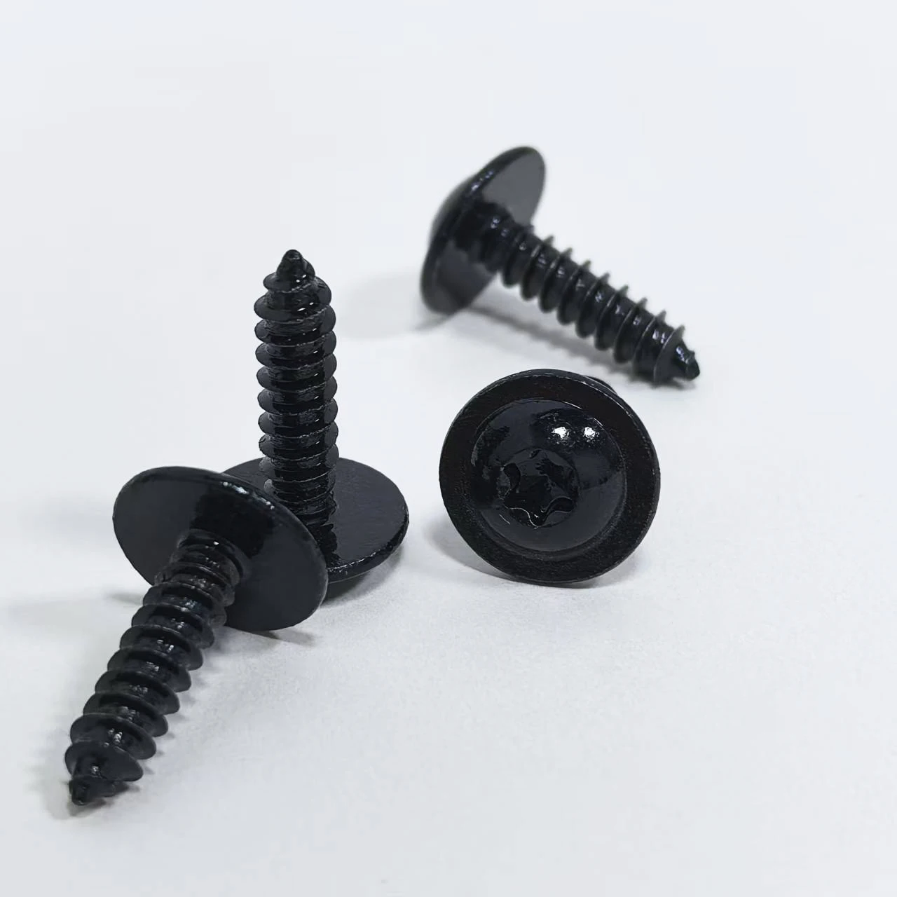 4pcs For Volkswagen VW Lavida Magotan Sagitar BORA TIGUAN Passat Golf 6 7 Dashboard Navigation Hexagon Screw car accessories auto fasteners auto accessories plastic rivets car screws