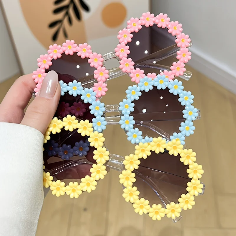 Children's Cute Daisy Charms Round Frame Fashion Glasses, For Boys Girls Holiday Party Outdoor Accessories, Photography Props