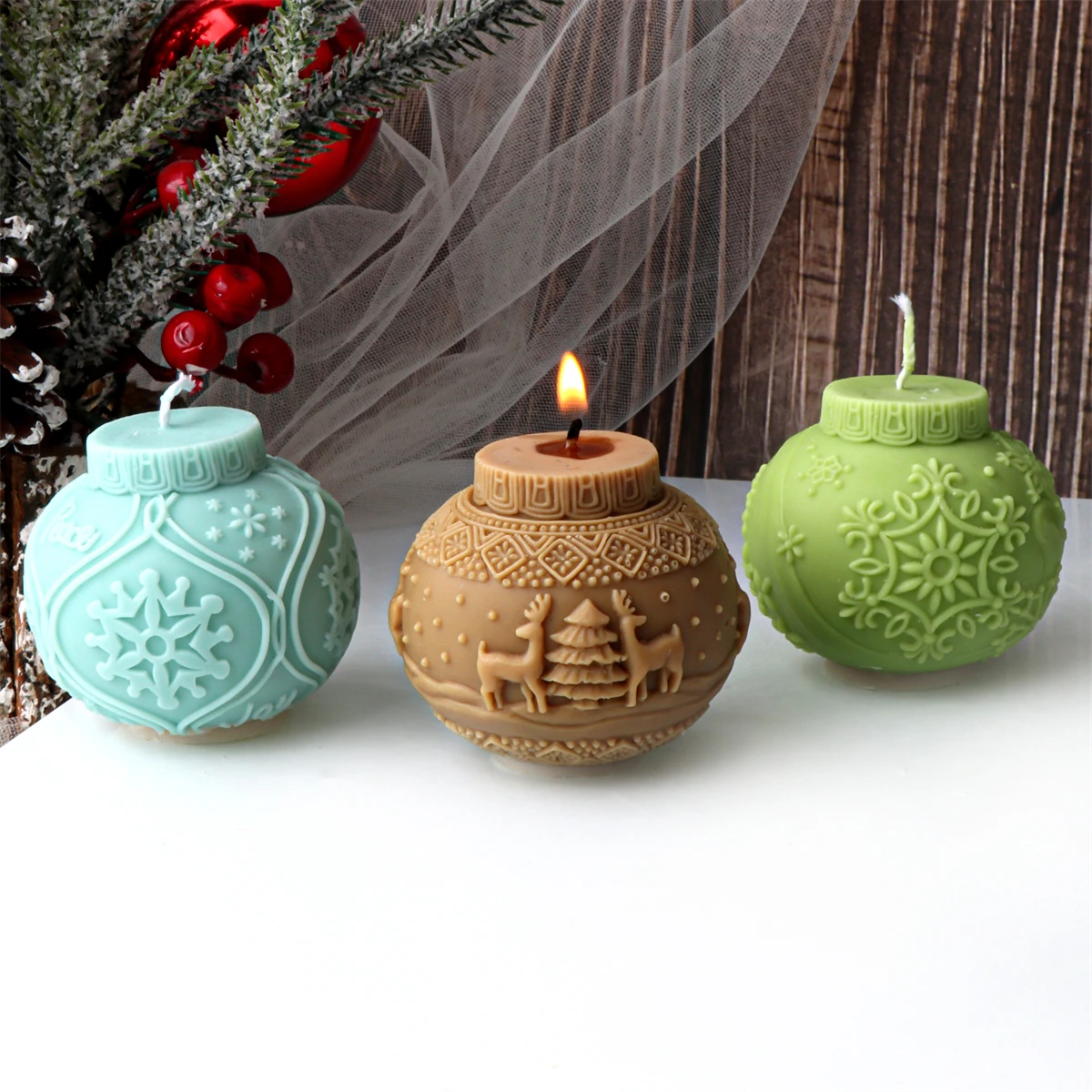 3D Christmas Ball Candle Silicone Mold DIY Embossed Lantern Ball Scented Candle Making Mold Christmas Elk Concrete Gypsum Aromatherapy Candle Mold Silicone Mold Silicone Candle Molds Silicone Candle Mold Candle Mold