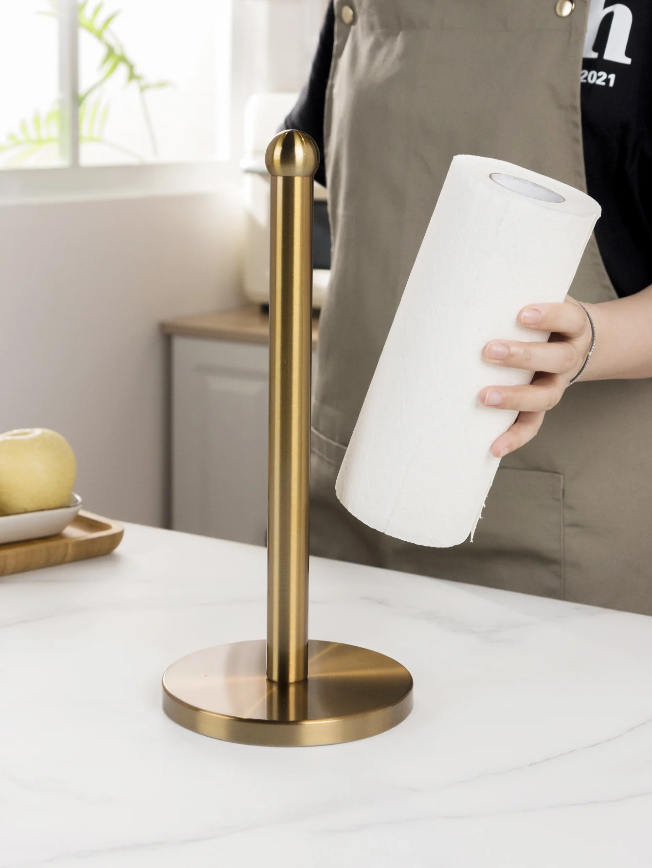 Kitchen fashion simple tissue holder cup holder combination stainless steel kitchen roll paper holder creative Tissue holder 3