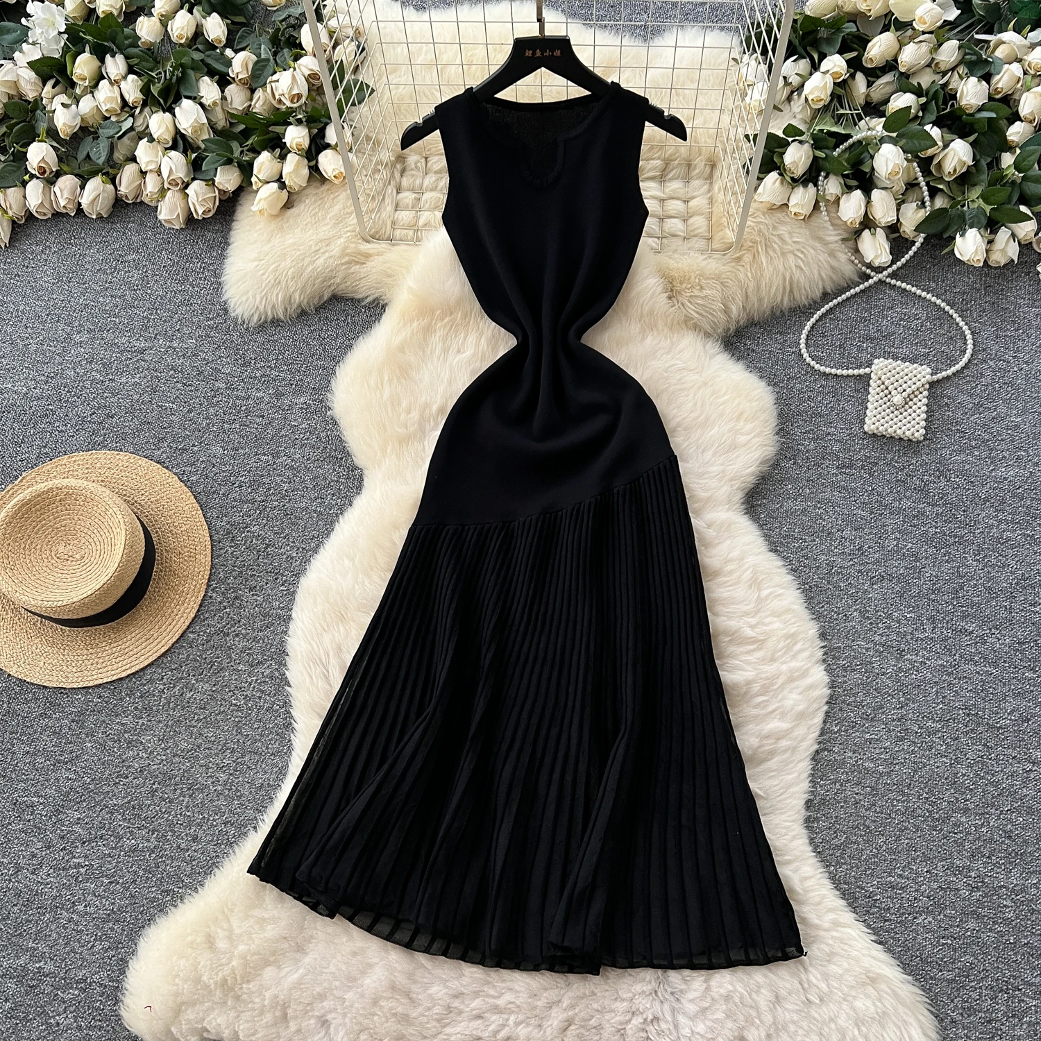 فستان نسائي