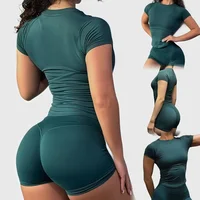 Ensemble de sport 2 pièces pour femme, ensemble de yoga, vêtements de sport sans couture, haut à manches courtes, leggings courts, tenue de sport 1