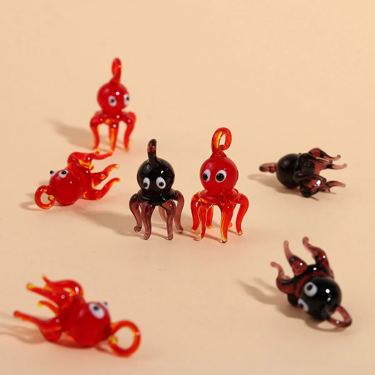 Glass Charm Pendant Cute Tiny Octopus Murano Glass Charm Pendant Aquarium Decor Marine Animal Statue Ornaments Female DIY Jewelry Making Accessories