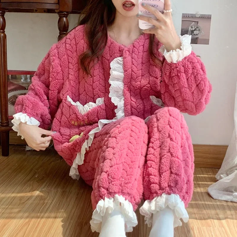 

2024 New Women Coral Velvet Pajamas Autumn Winter Flannel Loungewear Plus Size Small Fragrance Rose Red Thickening Suit Homewear