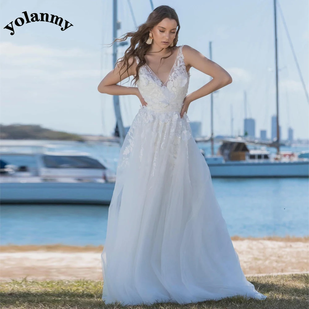 

YOLANMY Modern Wedding Dresses V-Neck A-Line Appliques Backless Pleat Bridal Illusion Chapel Train Gown Made To Order Brautkleid