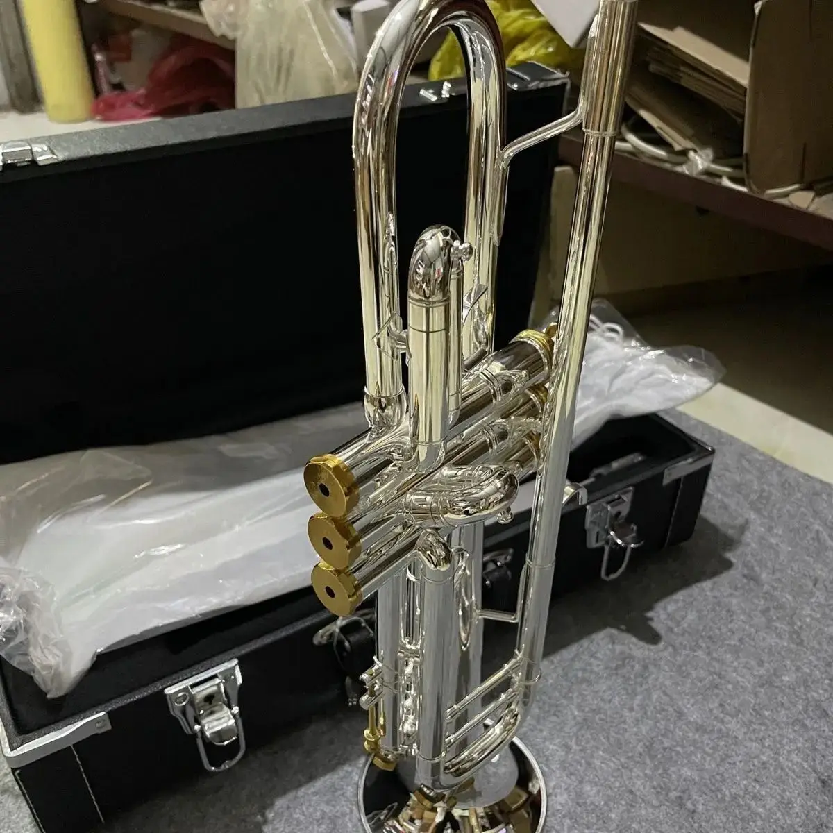 Trumpet YTR-8335GS Silver Gold Key with Case-Professional Performance Trumpet