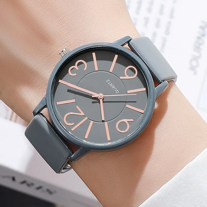 Elegant Women's Quartz Watch with Silicone Strap - Fashion Casual Timepiece