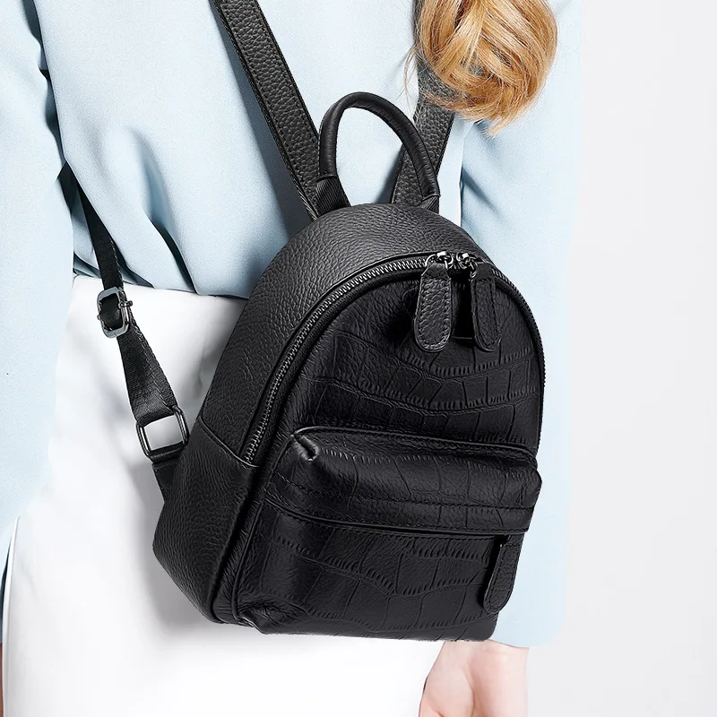 

Genuine Leather Backpack Fashion Women's Large Capacity Small Size Crocodile Pattern Bag Versatile Travel Leisure Black Gray