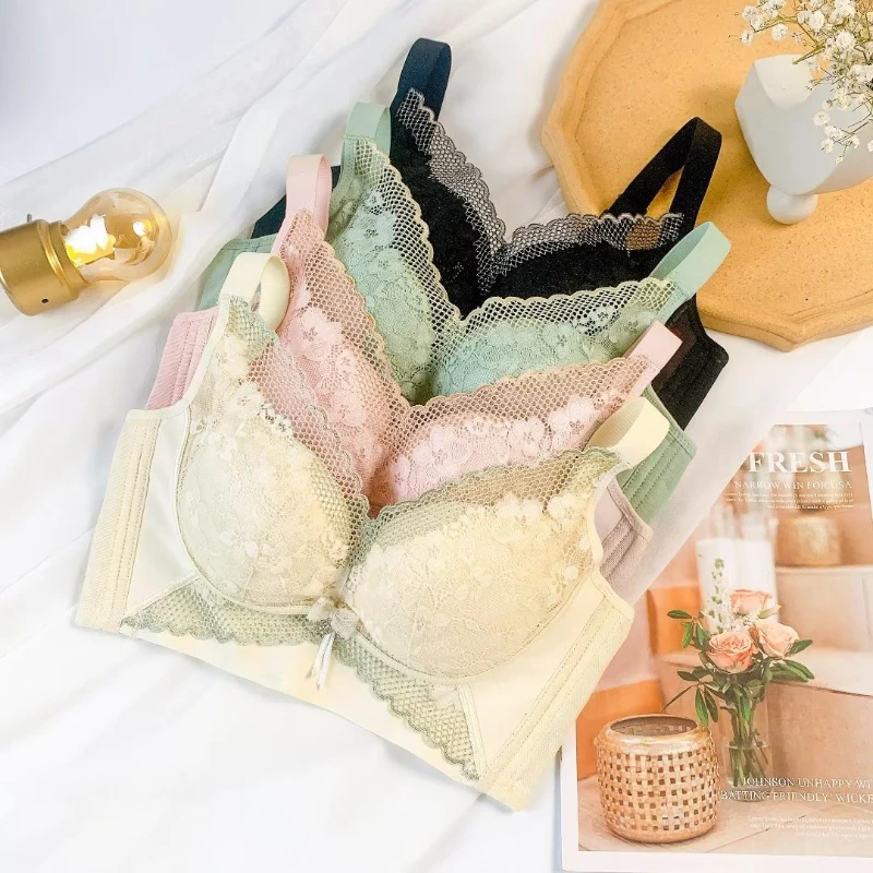 Comfortable Underwear Thick Cup Slightly Adjusted Bra Without Underwire 4-breasted Side Tucked Breast Fashionable Young