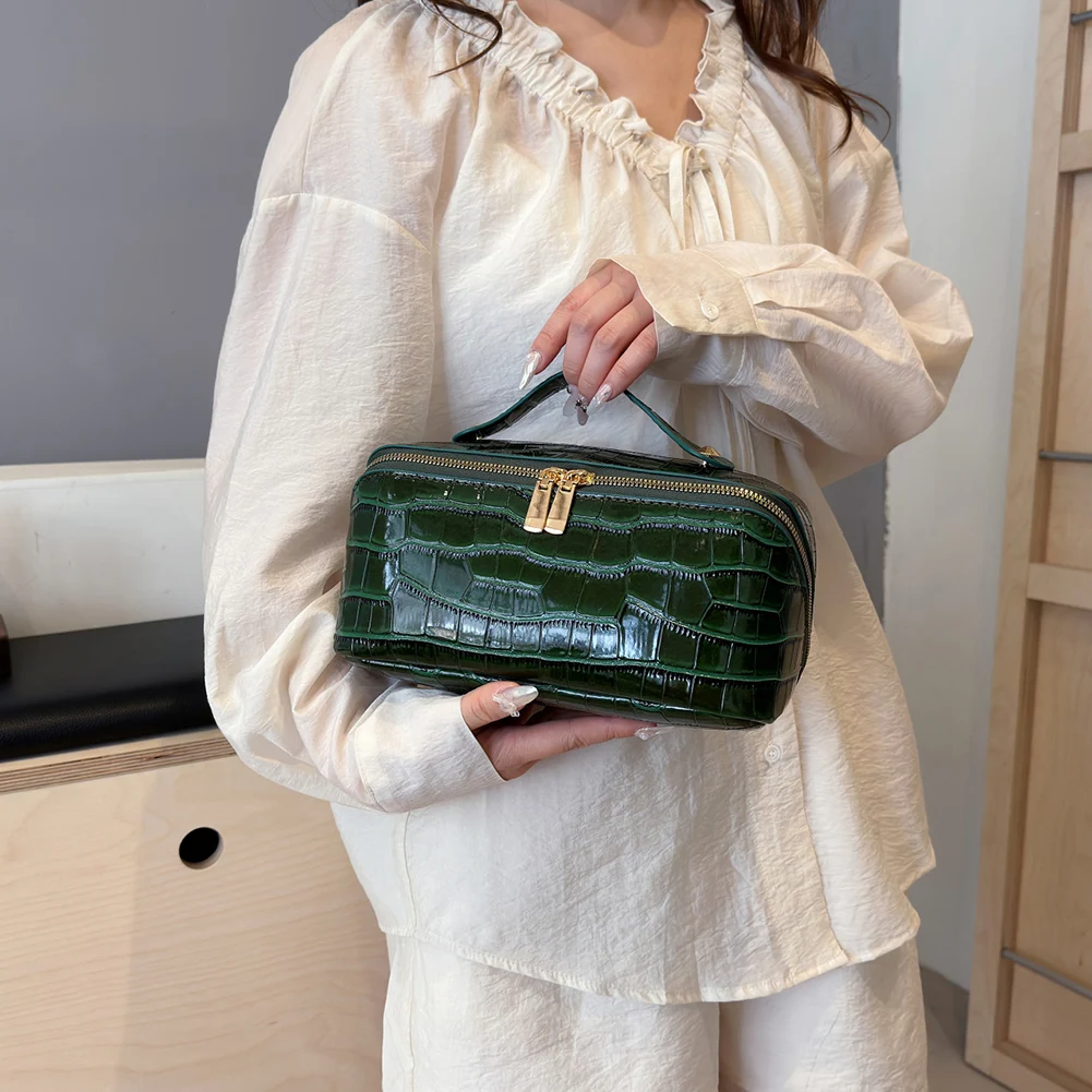 PU Leather Cosmetic Travel Bag for Women