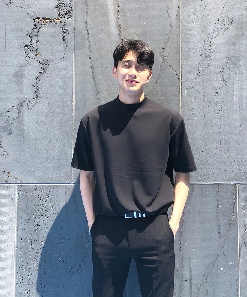 아이스 실크 반팔 티셔츠 남성 여름 트렌디 시원한 경량 베이스 레이어 셔츠 하프 하이 칼라 루즈핏 면 울 혼방 원단