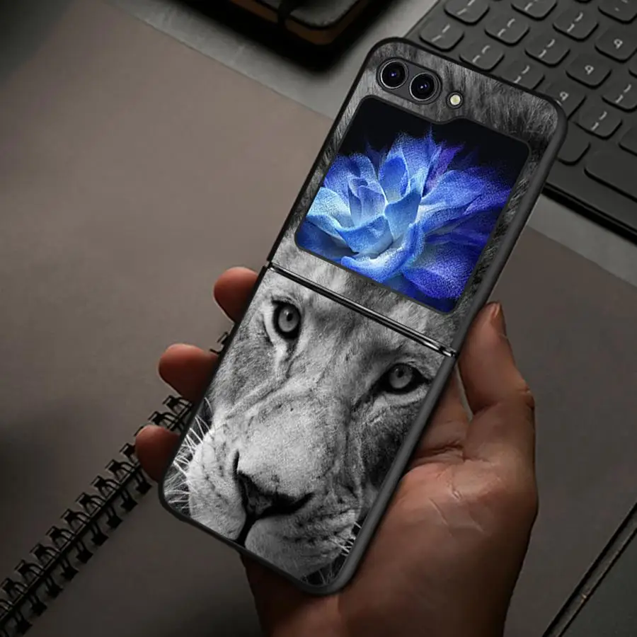 Cool Lion Phone Case - Stylish Protective Back Cover