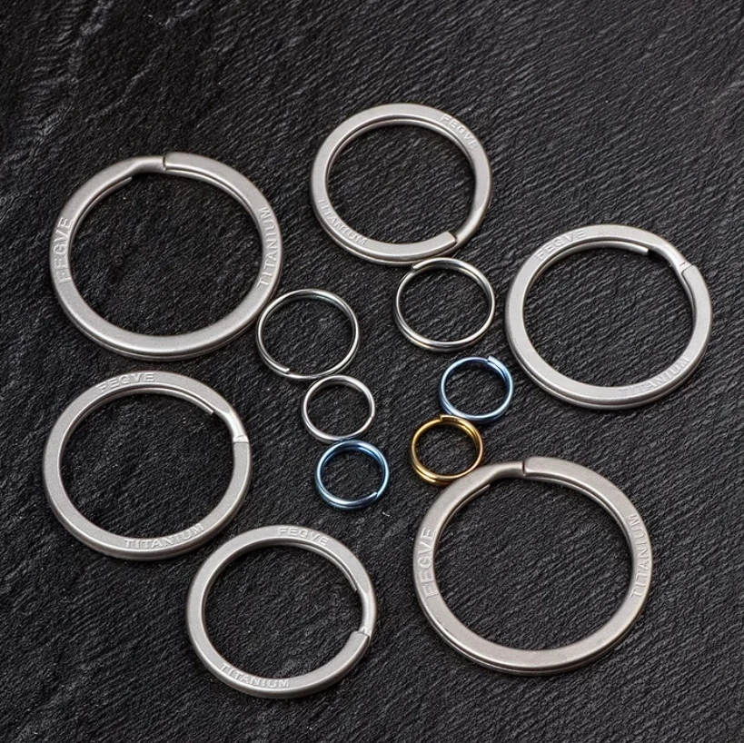 Fegve Titanium Key Rings for Keychain, Side-Pushing Key Chain Rings Split Keyring