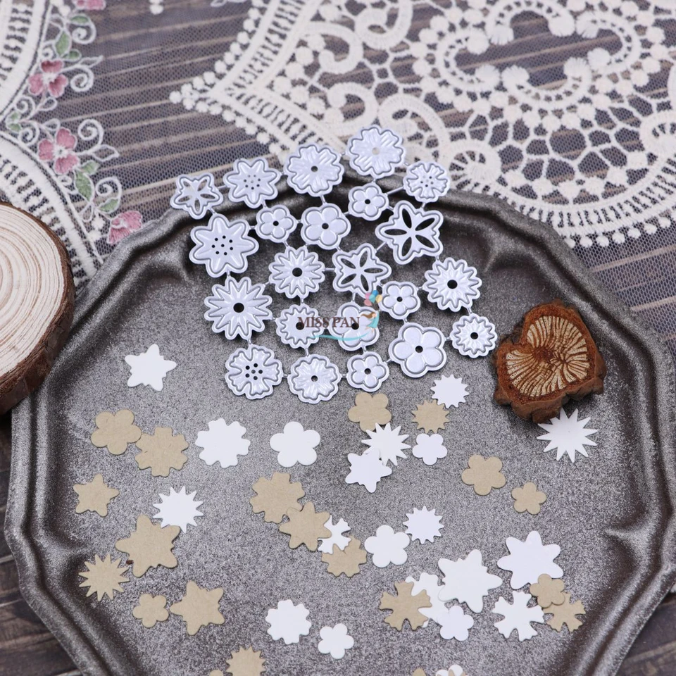 Fustelle a forma di fiore, foglie e fiori, stencil per goffratura, stencil per scrapbooking, cornici per foto, fiori e foglie, fustelle fai da te, scrapbooking, goffratura, decorazione in metallo