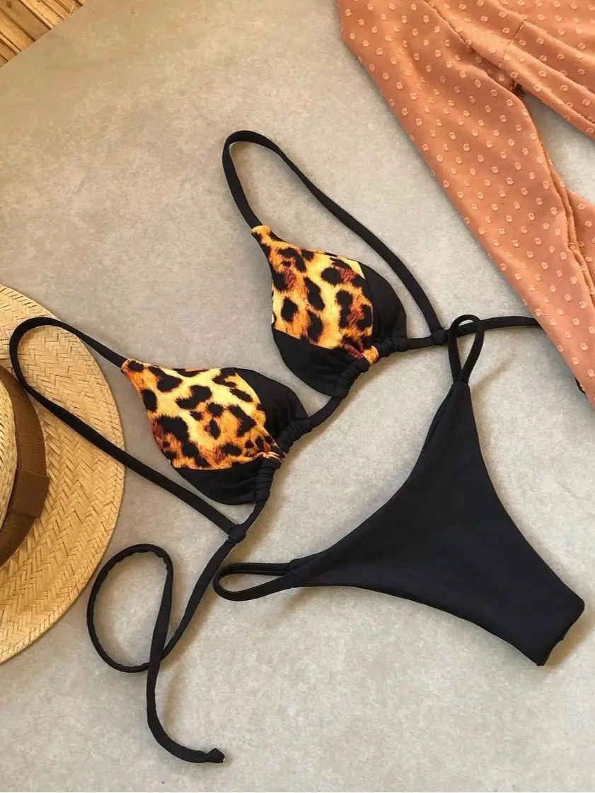 

Женский раздельный купальник-бикини с эффектом пуш-ап